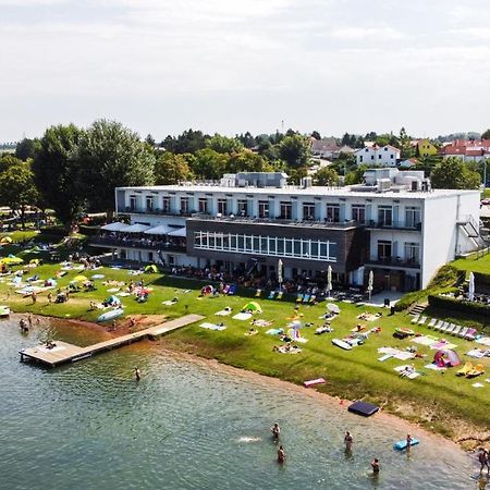 Neufeldersee Hotel & Restaurant Neufeld an der Leitha Esterno foto