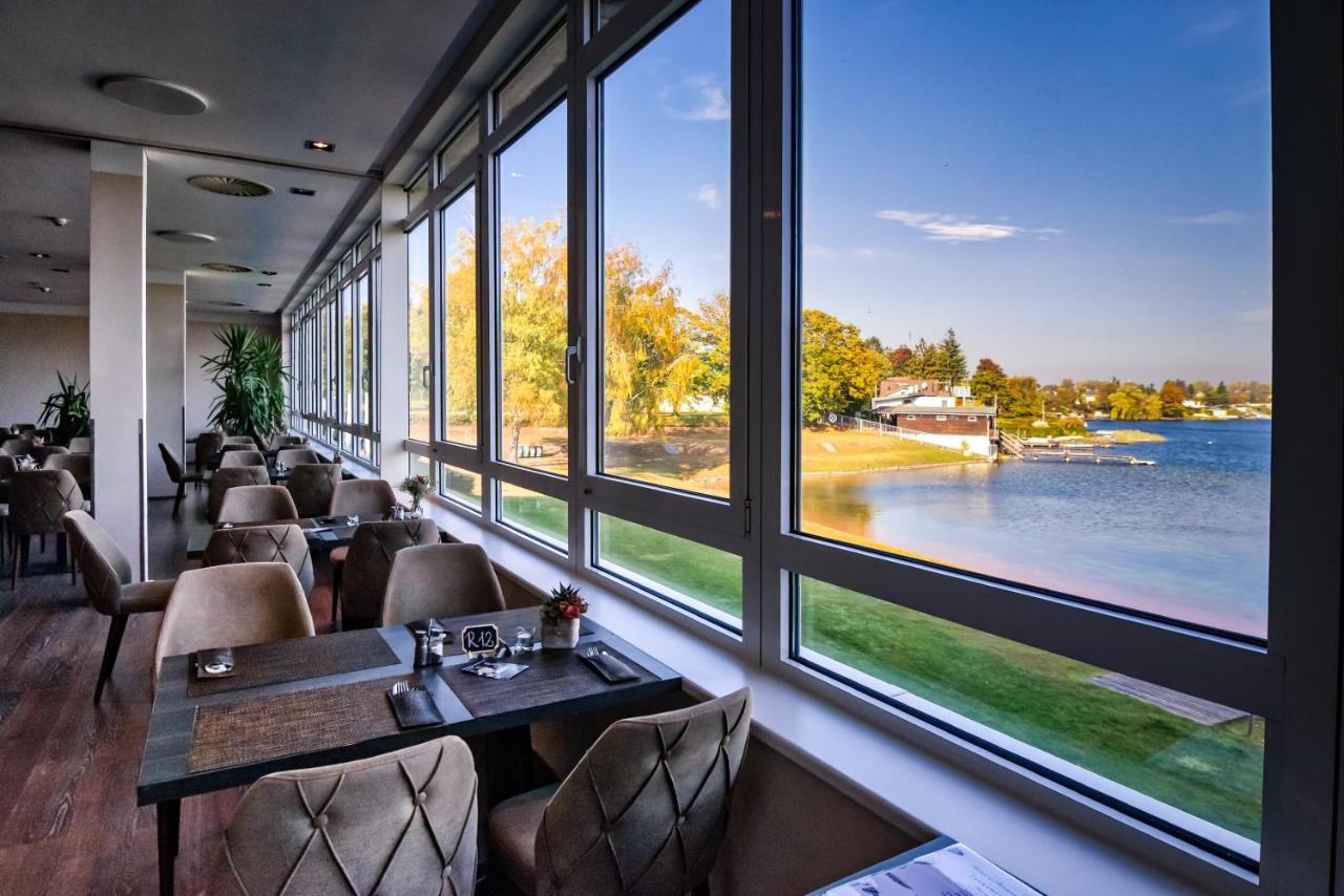 Neufeldersee Hotel & Restaurant Neufeld an der Leitha Esterno foto